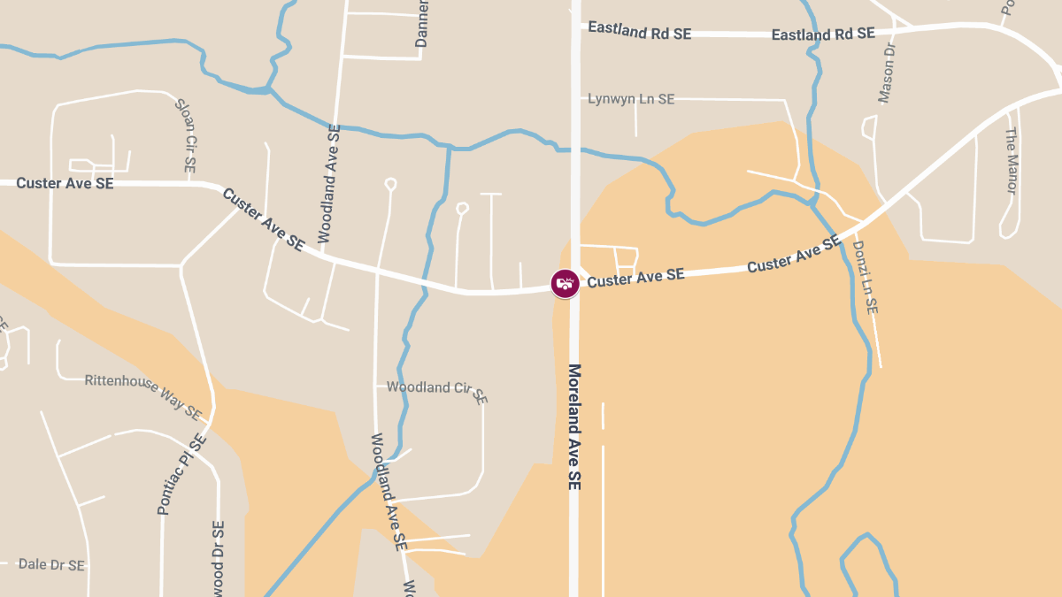 Accident at Custer Ave SE & Moreland Ave SE Causes Injuries