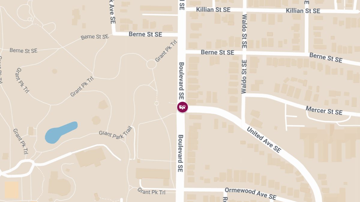 Traffic Collision With Injuries on Boulevard SE