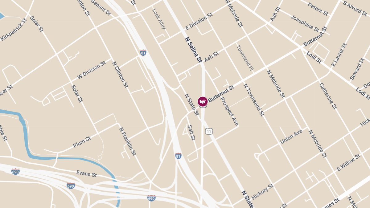 Crash With Injuries at N Salina St and Butternut St
