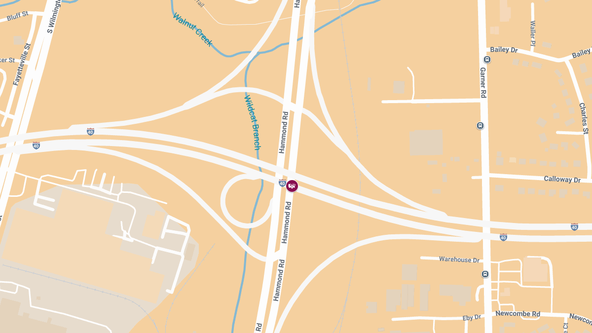 Crash With Injuries on I-40 EB at Hammond Rd