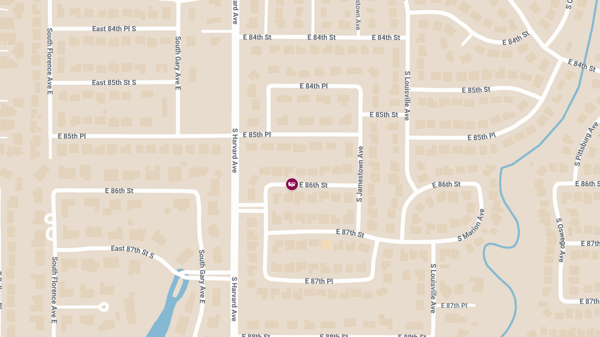 Crash with Injuries Reported on E 86th St N
