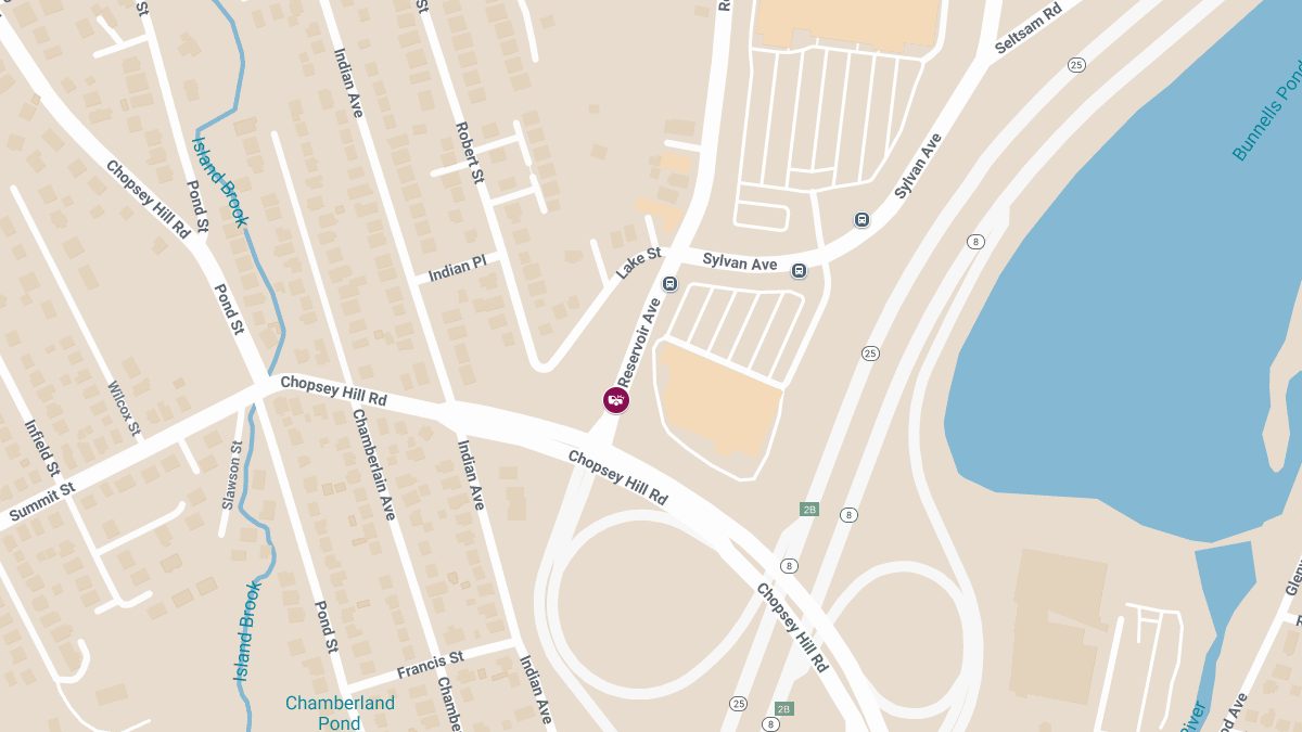 Crash with Injuries at Reservoir Ave and Leake St