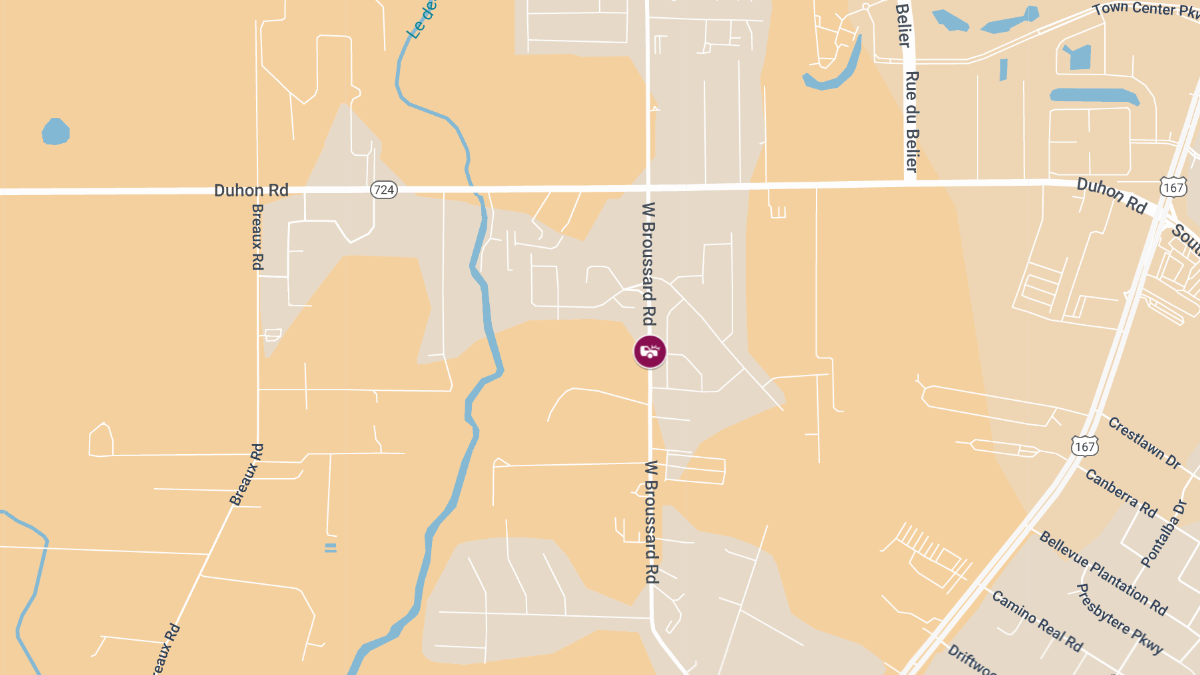 Injury Accident Reported on W Broussard Rd