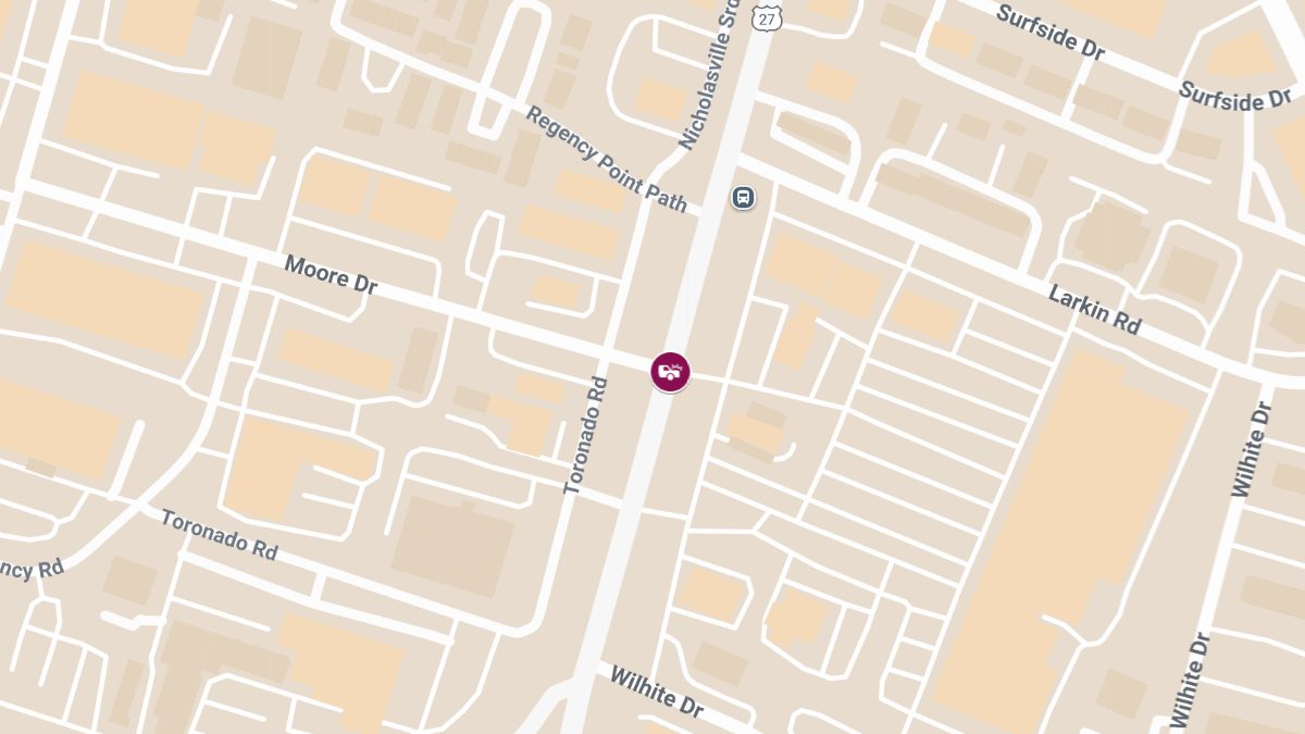 Injury Collision at Nicholasville Rd and Moore Dr