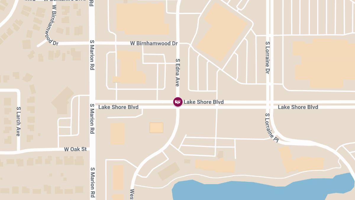 Injury Crash Reported at W Lake Shore Blvd & S Edna Ave