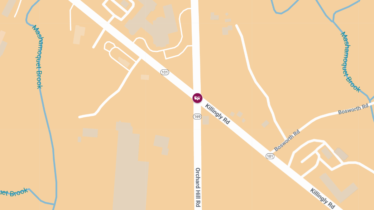 Injury Crash at Pomfret St and Killingly Rd