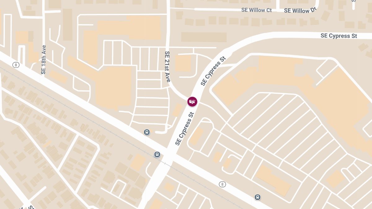 Injury Crash at SE Cypress St and SE 21st Ave