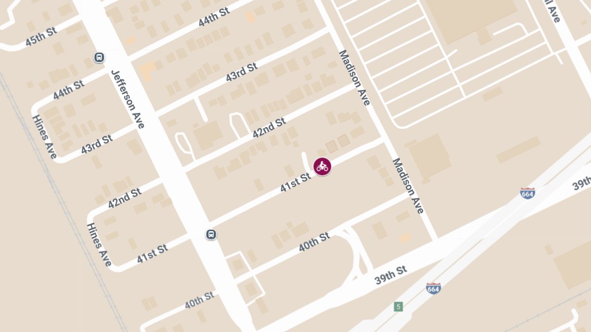 Injury Reported in Early Morning Motorcycle Crash on 41st St