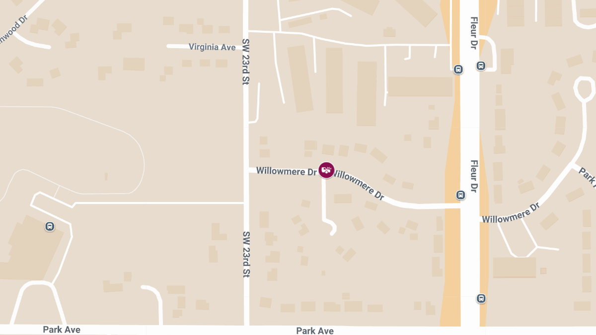 Multiple People Assessed Following Crash on Willamere Ave