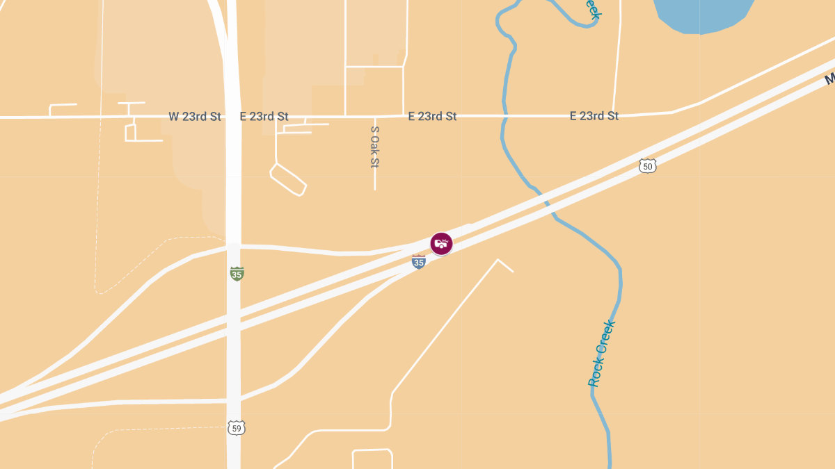 One Killed, Another Injured in Semi Crossover Crash on I-35 in Franklin County