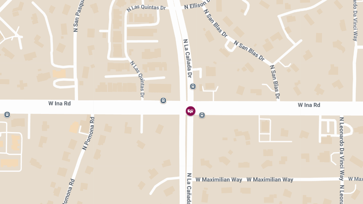 Traffic Crash Reported at W Ina Rd & N La Cañada Dr