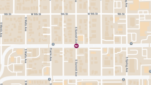 Crash at W 10th St & S Summit Ave Results in Injuries