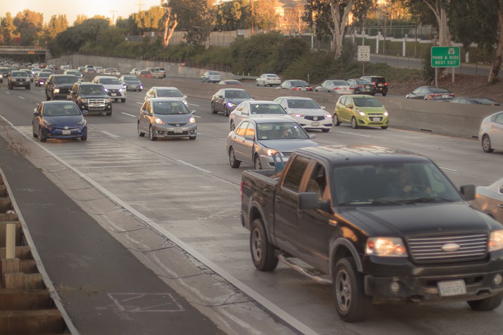 Seasonal Patterns Seen in Multi-Vehicle Pileups on California Highways