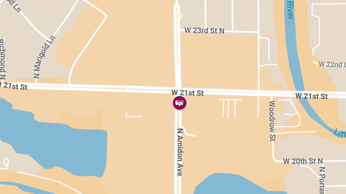 Accident With Injuries Reported at W 21st St & N Amidon Ave