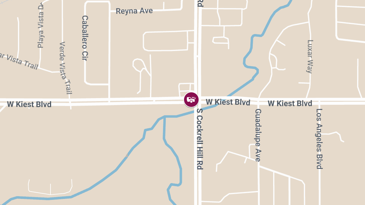 Accident With Injuries Reported at W Kiest Blvd & S Cockrell Hill Rd