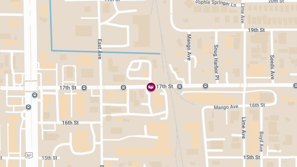 Accident With Injuries Reported on 17th St Near 3139 Block