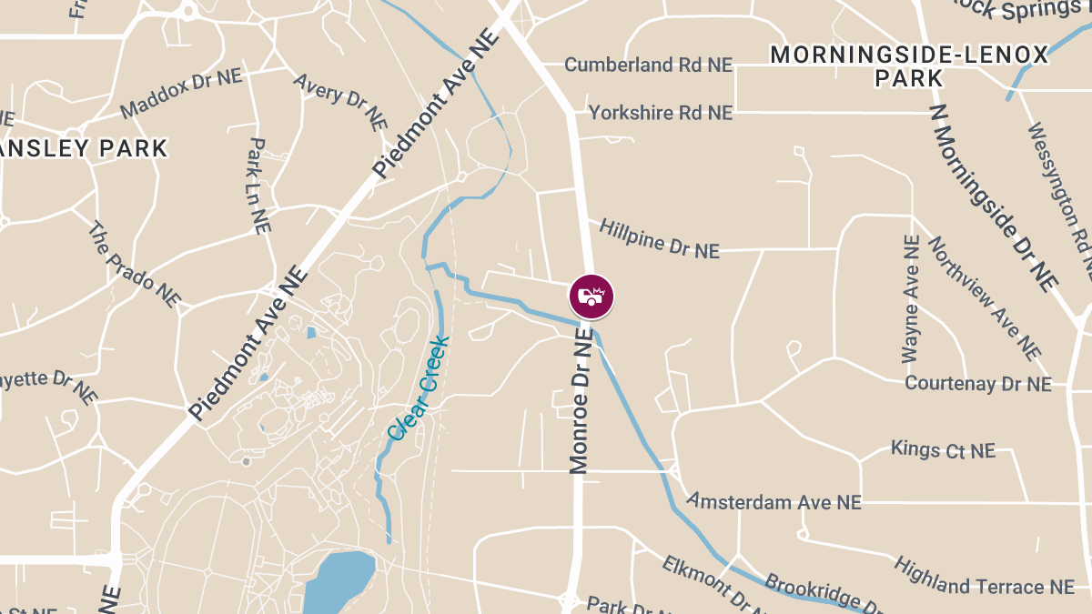 Accident With Injuries Reported on Monroe Dr NE