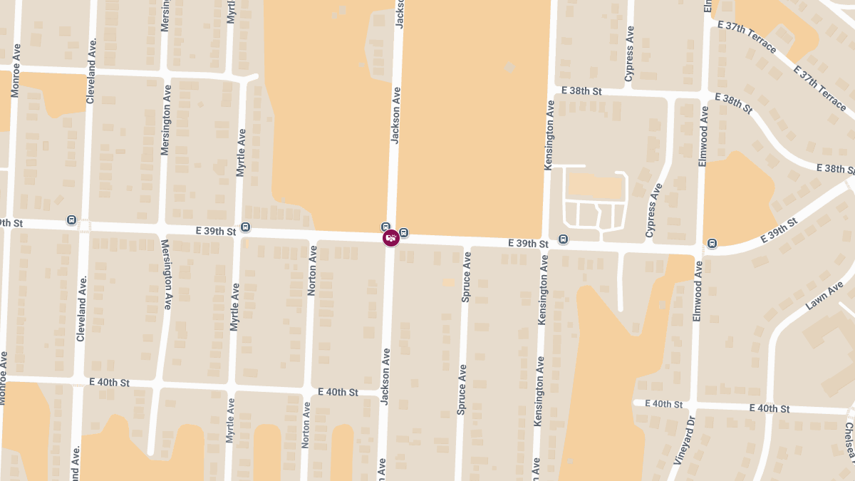 Accident with Injuries at E 39th St & Jackson Ave Involving Three Vehicles