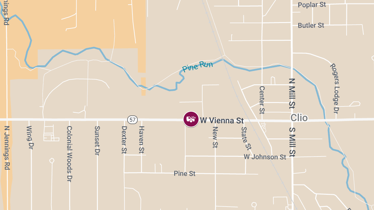 Accident with Injuries at Mobil Station on 4514 W Vienna Rd