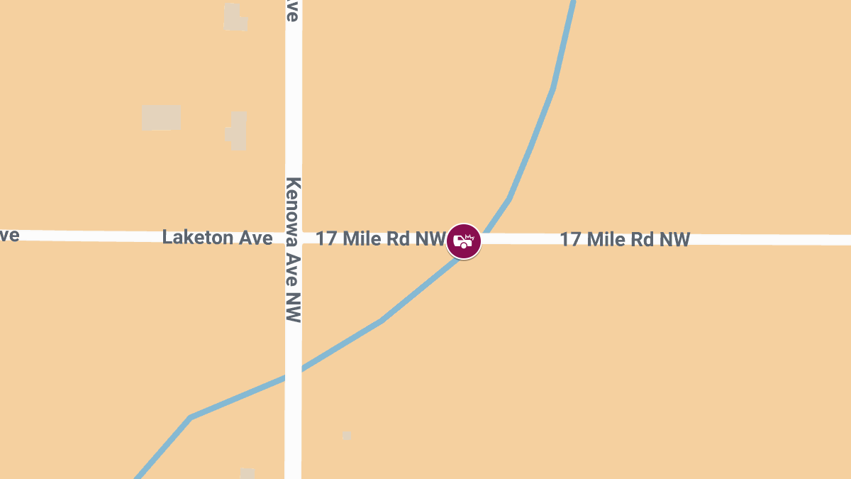 Accident with Injuries on 17 Mile Rd NE at Kenowa Ave