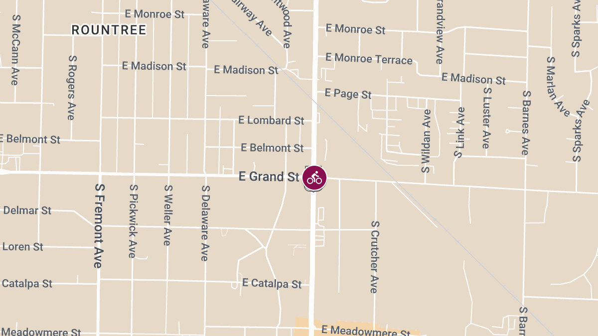 Bicyclist Struck by Vehicle at Grand St & Glenstone Ave