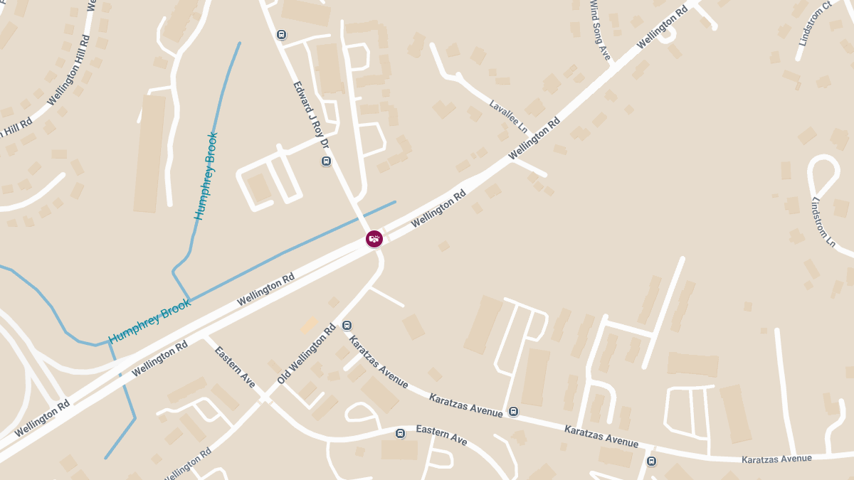 Car Crash With Injuries Reported at Wellington Rd and Edward Roy Dr