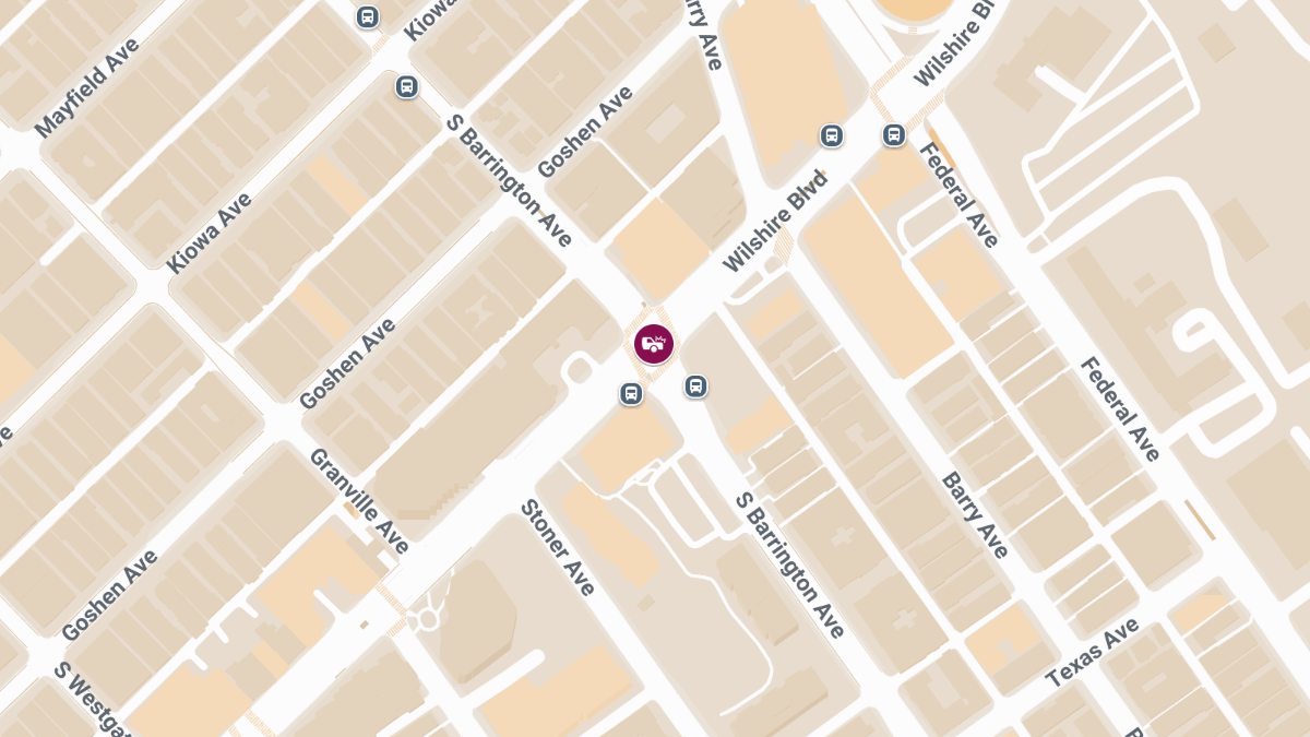 Collision at S Barrington Ave & Wilshire Blvd Causes Injuries