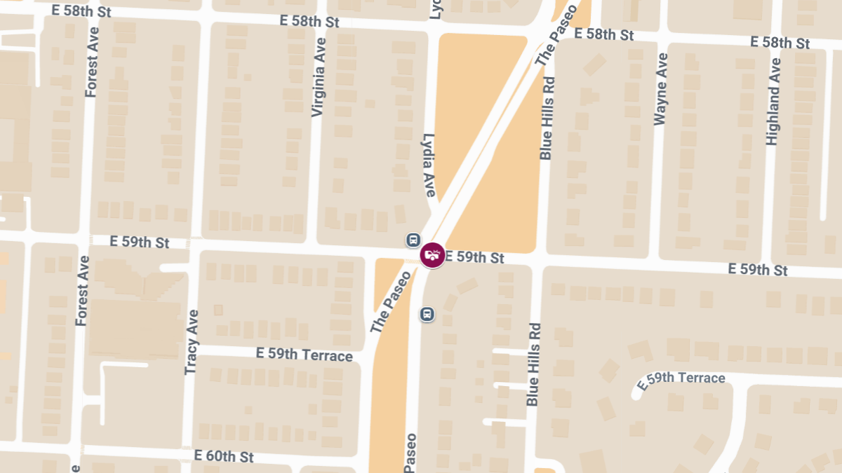 Collision with Injuries Reported at The Paseo and E 59th St