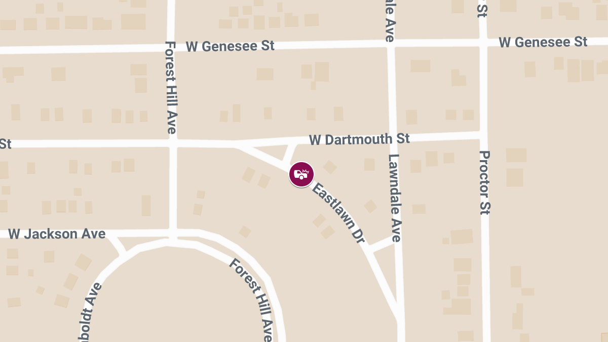 Collision with Injuries Reported on 2667 Eastlawn Dr