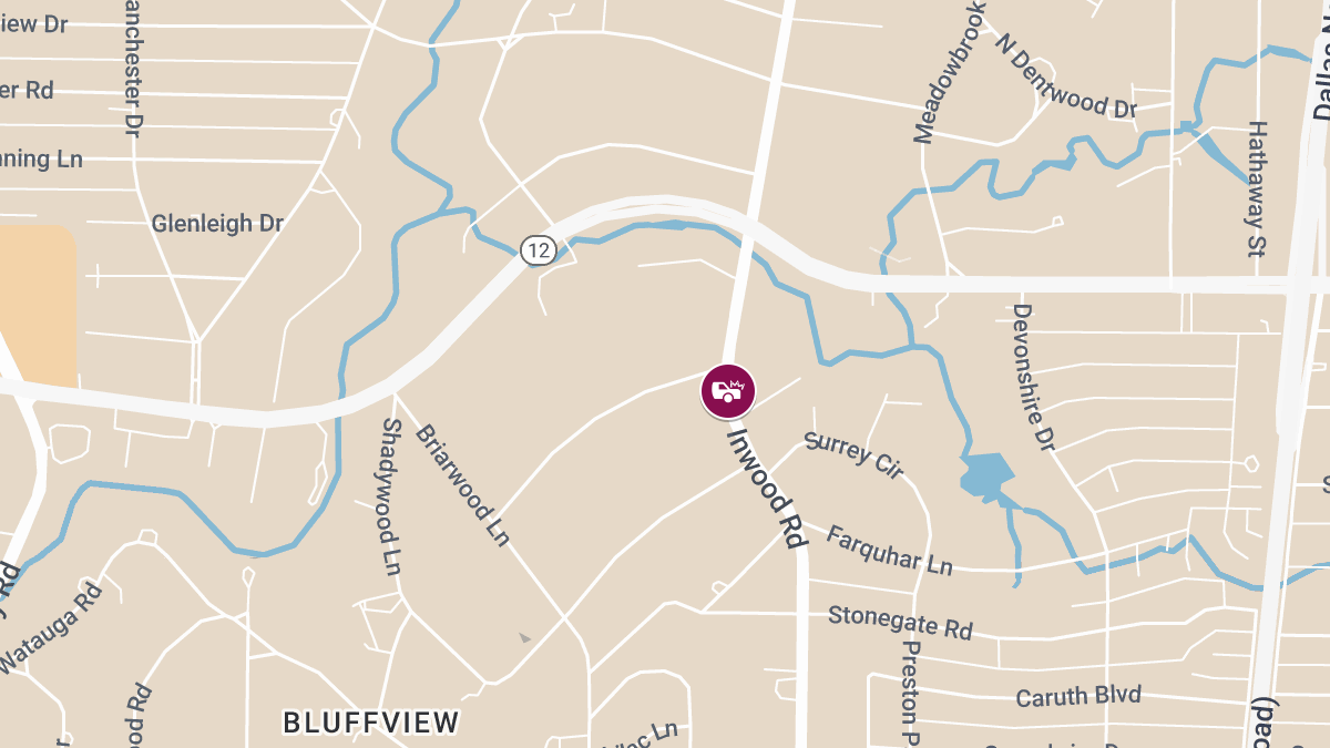 Collision with Injuries Reported on Inwood Rd