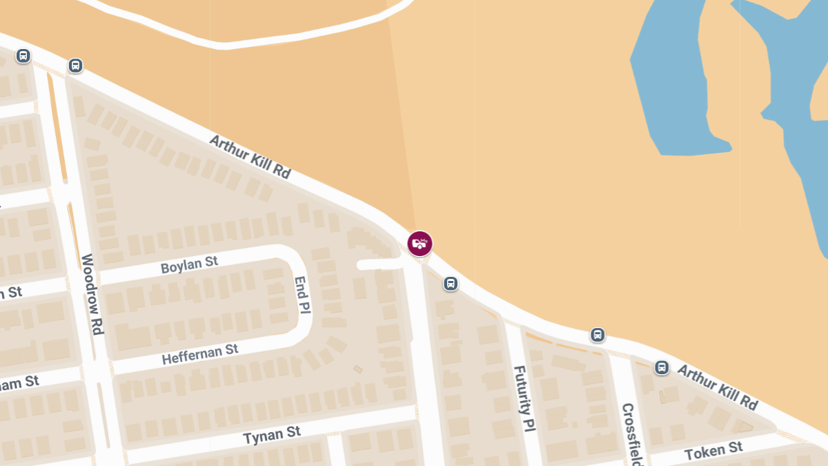 Collision with Injuries at Arthur Kill Rd & Annadale Rd