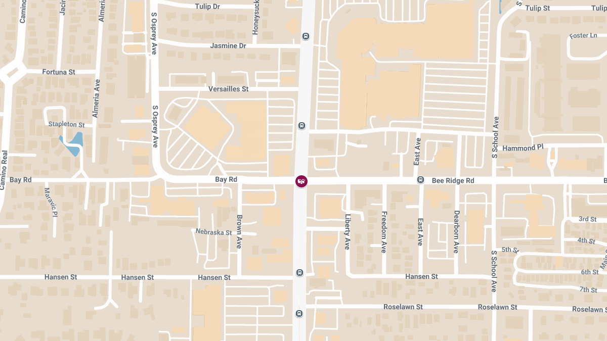 Collision with Injuries at Bee Ridge Rd and S Tamiami Trl