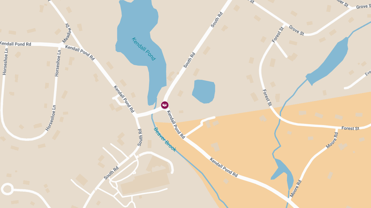 Crash With Injuries Reported at South Rd & Kendall Pond Rd