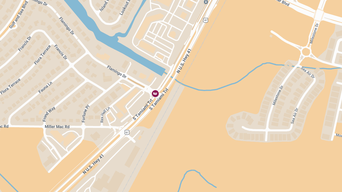 Crash With Injuries and Roadblock on US-41 at Flamingo Dr