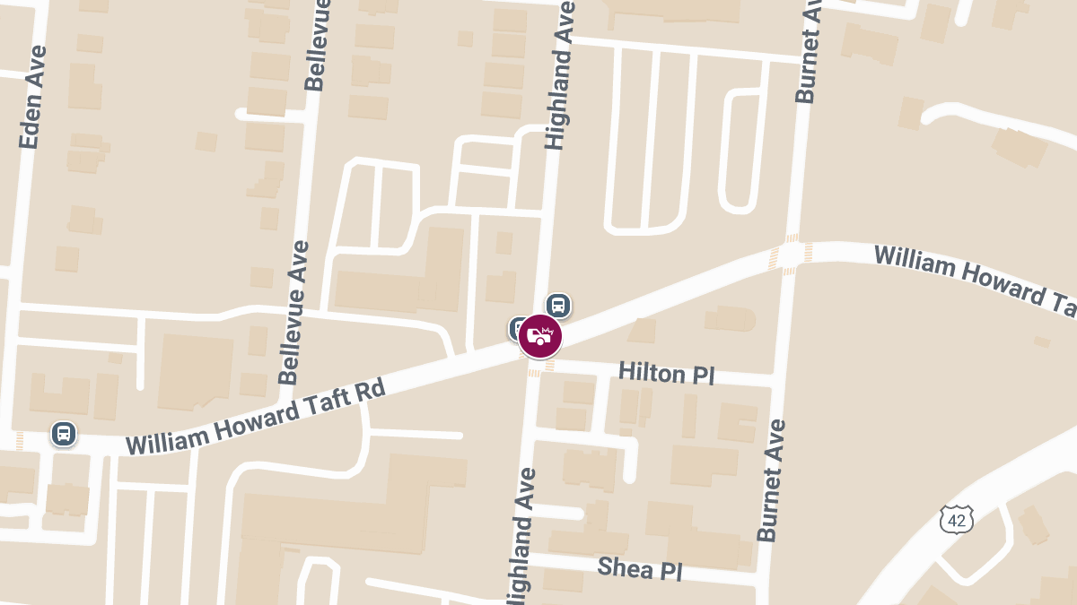 Crash with Injuries Reported at Highland Ave & William H Taft Rd