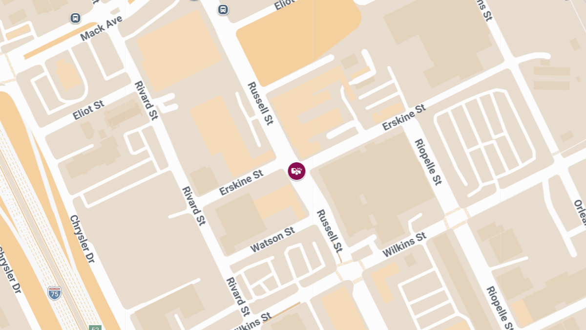 Crash with Injuries at Russell St and Erskine St