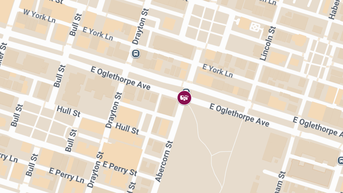 Emergency Crews Respond to Accident With Injuries at Abercorn St & E Oglethorpe Ave