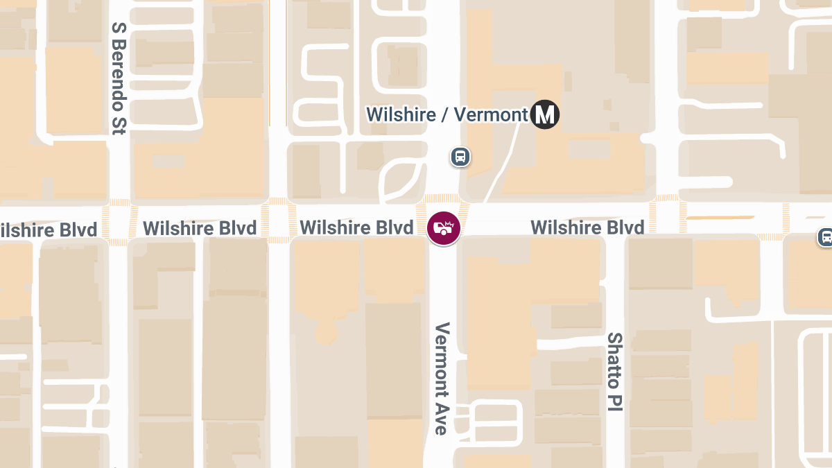 Injuries Reported in Collision at Wilshire Blvd and S Vermont Ave