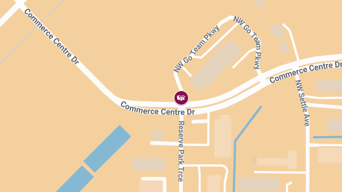 Injuries Reported in Crash at NW Commerce Centre Dr & Reserve Blvd