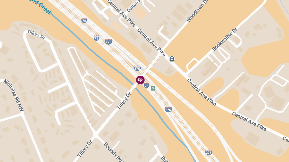 Injuries Reported in Early Morning Crash on Southbound I-75