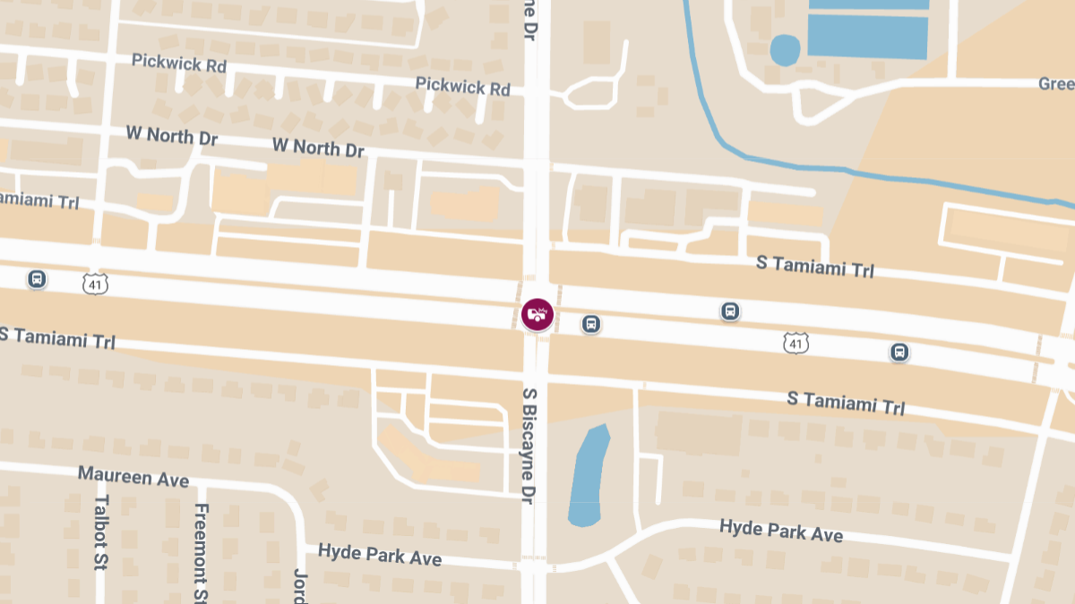 Injury Accident Reported at Tamiami Trl & S Biscayne Dr