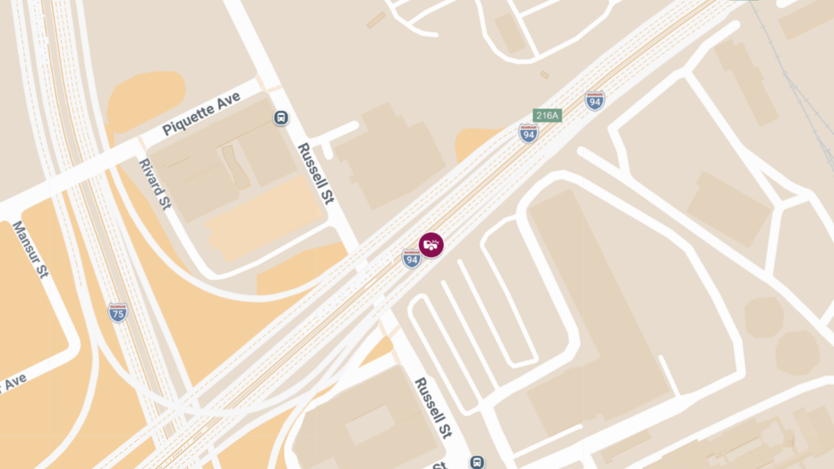 Injury Accident on I-94 WB Near Harper Ave