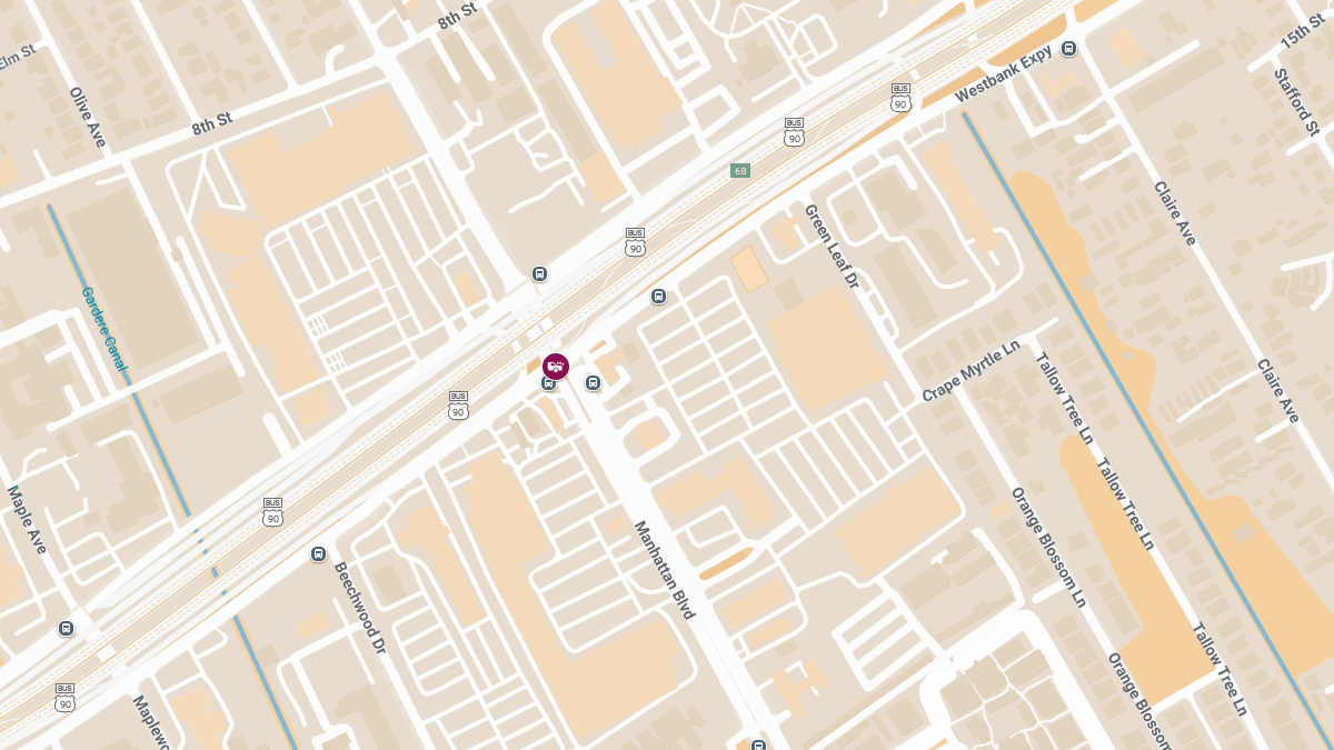 Injury Crash Involving Three Vehicles at Manhattan Blvd and Westbank Expy