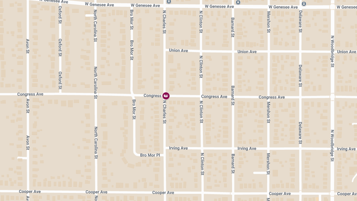 Injury Crash Reported at Charles St & Congress Ave