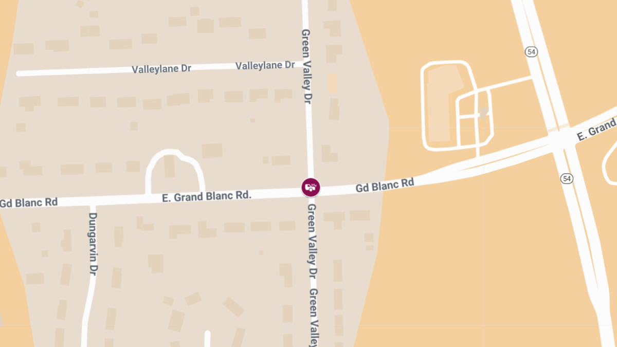 Injury Crash Reported at E Grand Blanc Rd & Green Valley Dr