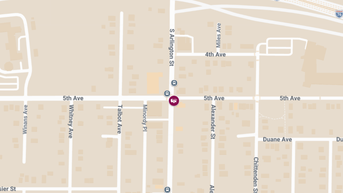 Injury Crash Reported at S Arlington St & 5th Ave