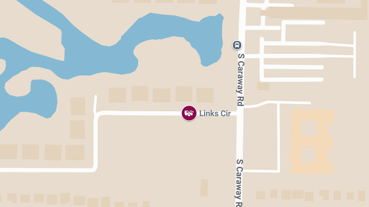 Injury Crash Reported on Private Property Near Links Cir