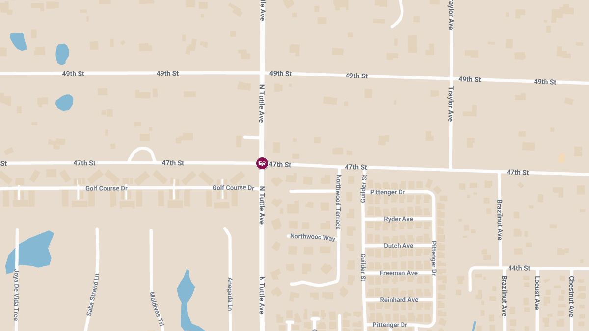 Injury Crash at 47th St and N Tuttle Ave