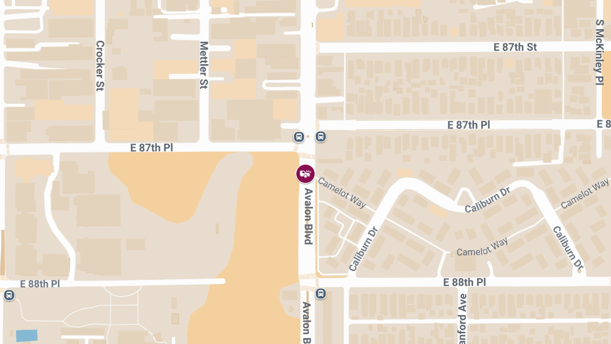 Injury Crash at 8619 S Avalon Blvd