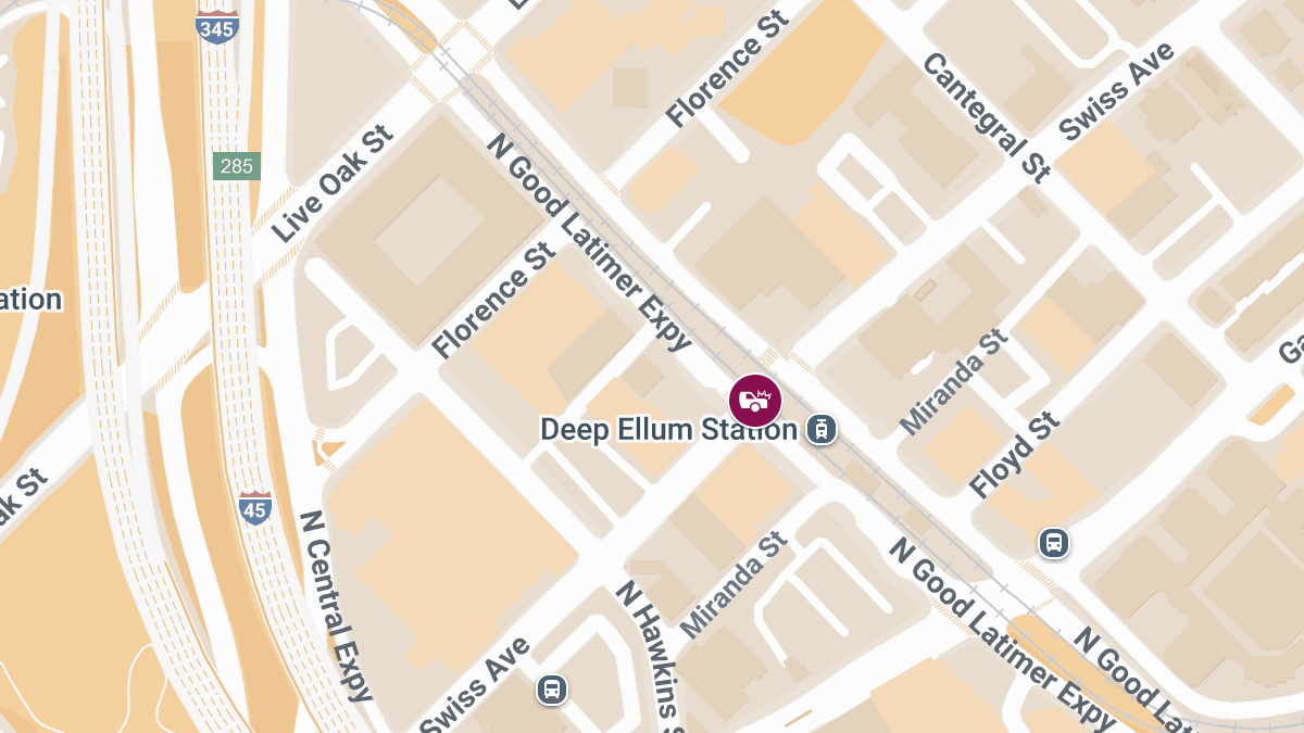 Injury Crash at N Good Latimer Expy and Swiss Ave